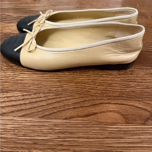 CHANEL Cap Toe Ballet Flats - Picture 9 of 12